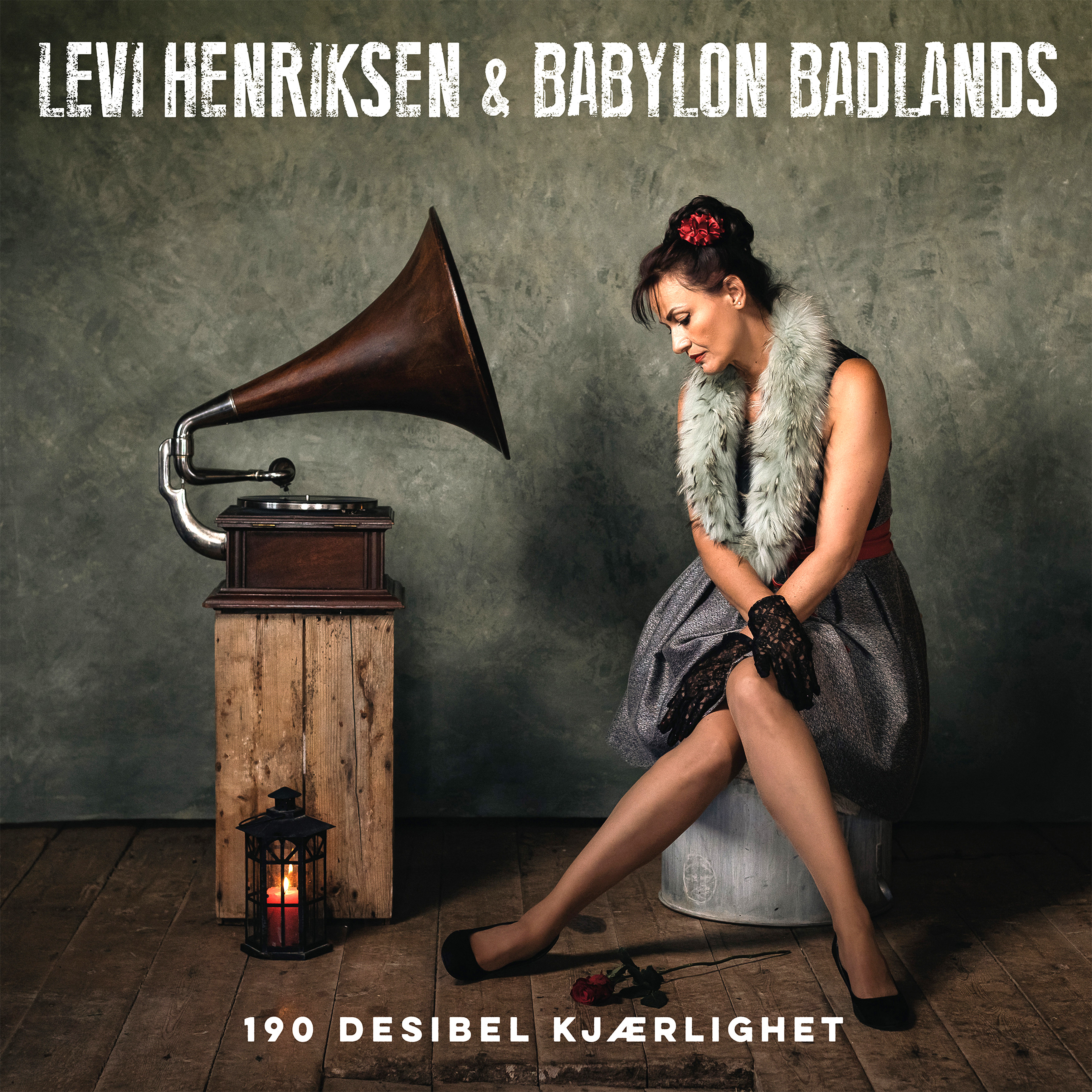 LEVI HENRIKSEN & BABYLON BADLANDS  - 190 Desibel Kjærlighet
